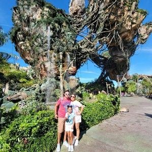 Meet your Posher, Liz